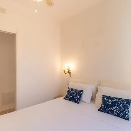 Viadritta8 - Old Town Apartmán Bordighera