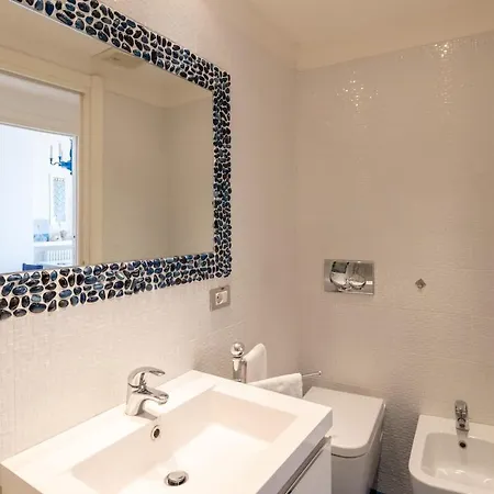 Viadritta8 - Old Town *