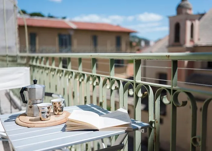 Viadritta8 - Old Town